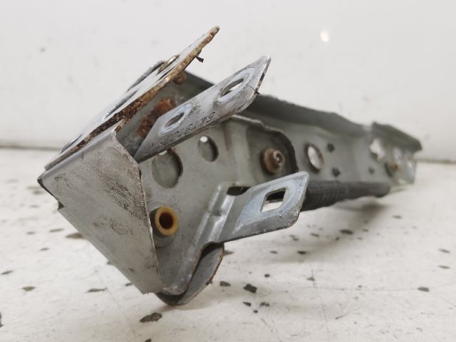 bontott RENAULT MEGANE III Bal Fényszóró Tartó