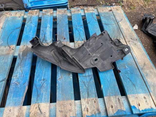 bontott RENAULT MEGANE III Bal Fényszóró Tartó