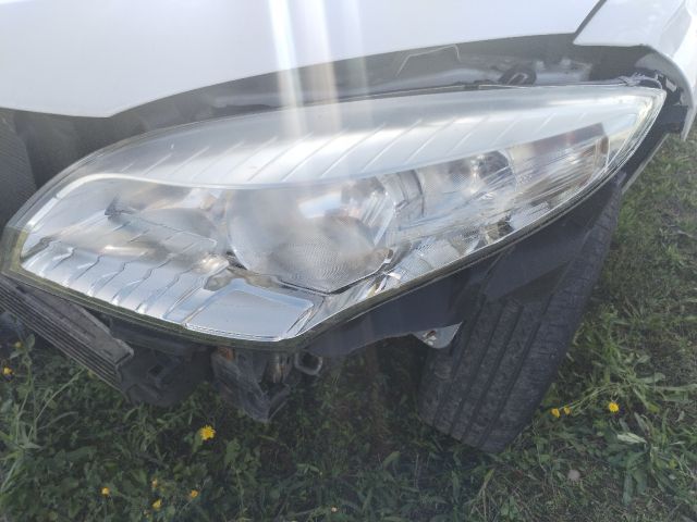 bontott RENAULT MEGANE III Bal Fényszóró