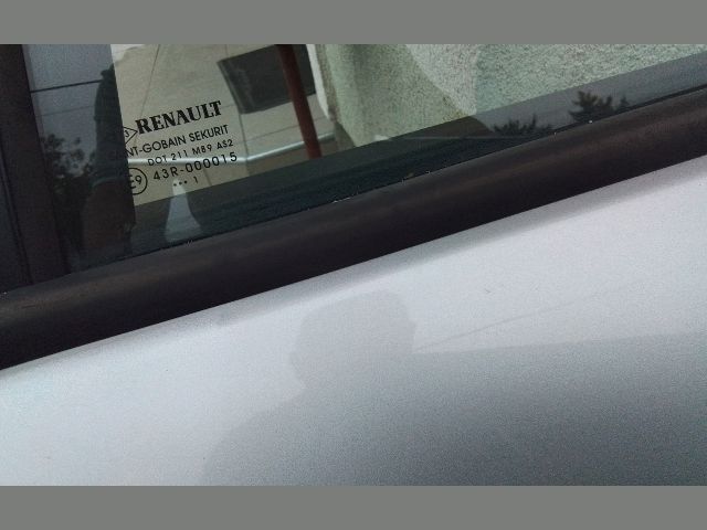 bontott RENAULT MEGANE III Bal hátsó Ablakemelő Kapcsoló