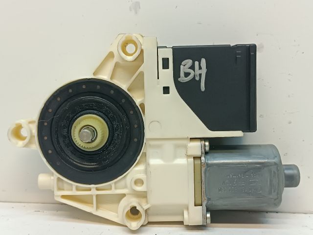 bontott RENAULT MEGANE III Bal hátsó Ablakemelő Motor