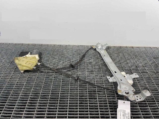 bontott RENAULT MEGANE III Bal hátsó Ablakemelő Szerkezet (Elektromos)