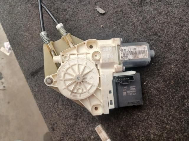 bontott RENAULT MEGANE III Bal hátsó Ablakemelő Szerkezet (Elektromos)