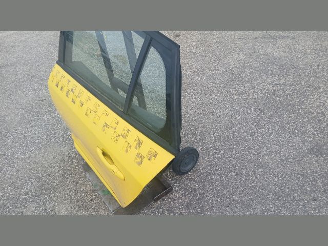 bontott RENAULT MEGANE III Bal hátsó Ajtó (Részeivel)