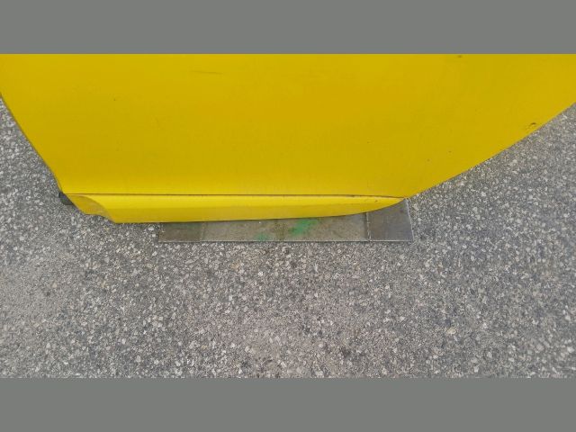 bontott RENAULT MEGANE III Bal hátsó Ajtó (Részeivel)