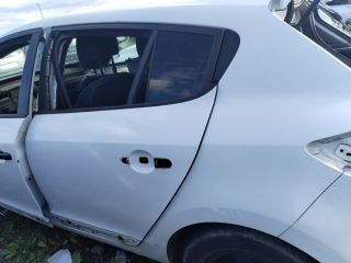 bontott RENAULT MEGANE III Bal hátsó Ajtó (Üres lemez)