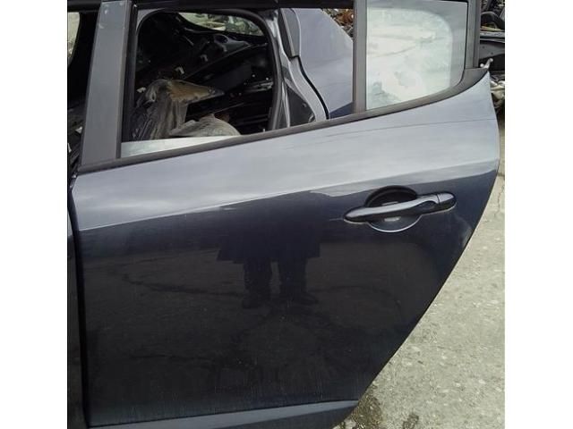 bontott RENAULT MEGANE III Bal hátsó Ajtó (Üres lemez)