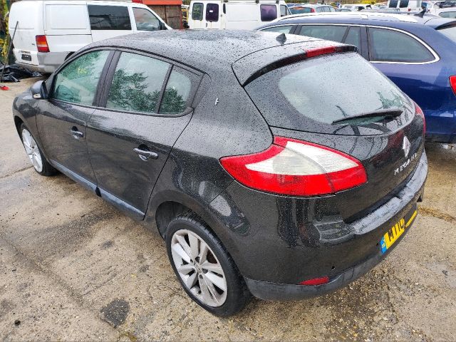 bontott RENAULT MEGANE III Bal hátsó Ajtó (Üres lemez)