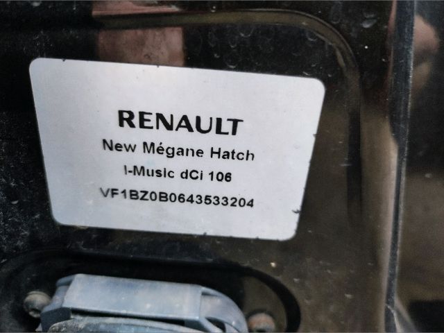 bontott RENAULT MEGANE III Bal hátsó Ajtó (Üres lemez)