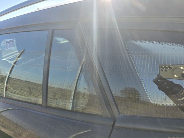 bontott RENAULT MEGANE III Bal hátsó Fixüveg (Ajtóban)