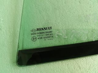 bontott RENAULT MEGANE III Bal hátsó Fixüveg (Ajtóban)