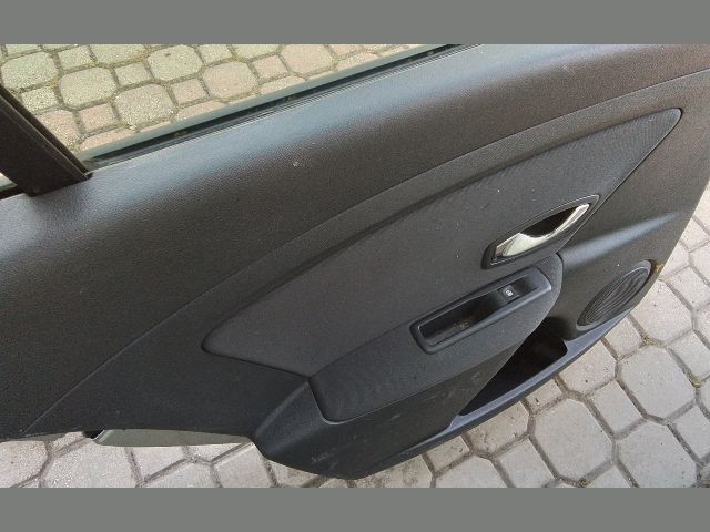 bontott RENAULT MEGANE III Bal hátsó Fixüveg (Ajtóban)