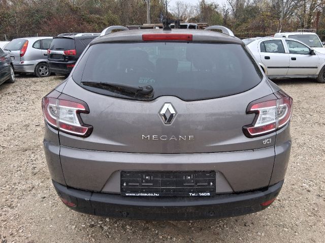 bontott RENAULT MEGANE III Bal Hátsó Lámpa