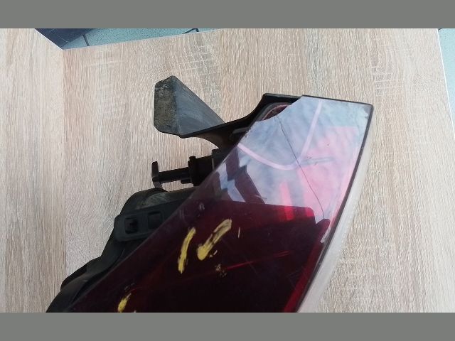 bontott RENAULT MEGANE III Bal Hátsó Lámpa