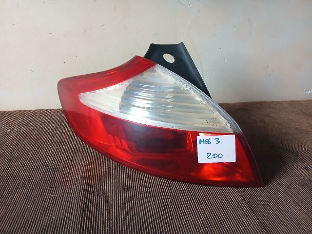 bontott RENAULT MEGANE III Bal Hátsó Lámpa