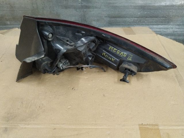 bontott RENAULT MEGANE III Bal Hátsó Lámpa