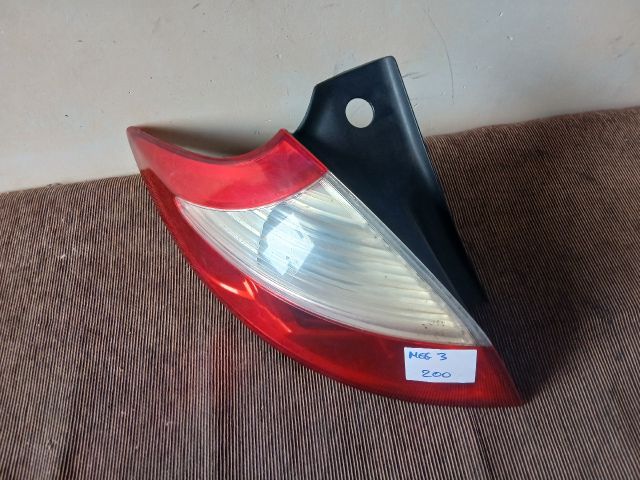 bontott RENAULT MEGANE III Bal Hátsó Lámpa