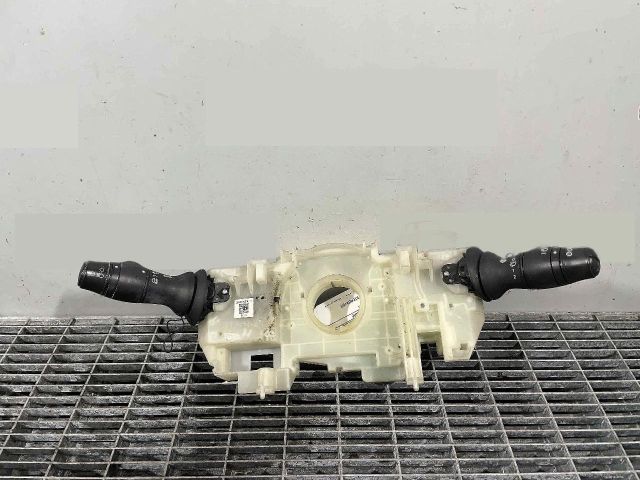 bontott RENAULT MEGANE III Bal Kormánykapcsoló Irányjelző