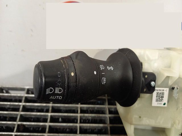 bontott RENAULT MEGANE III Bal Kormánykapcsoló Irányjelző