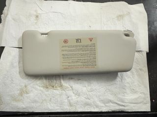 bontott RENAULT MEGANE III Bal Napellenző