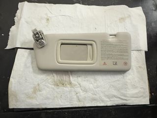 bontott RENAULT MEGANE III Bal Napellenző