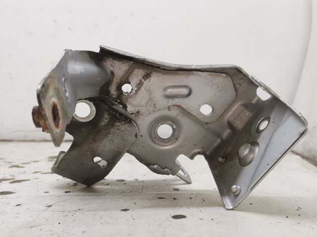 bontott RENAULT MEGANE III Bal Sárvédő Oldaltartó