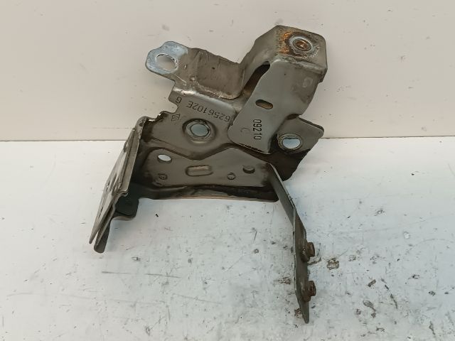 bontott RENAULT MEGANE III Bal Sárvédő Oldaltartó