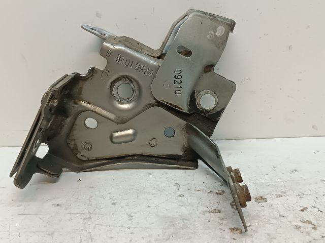 bontott RENAULT MEGANE III Bal Sárvédő Oldaltartó