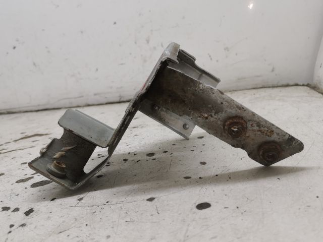 bontott RENAULT MEGANE III Bal Sárvédő Oldaltartó