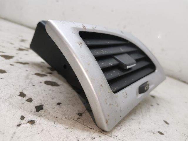 bontott RENAULT MEGANE III Bal Szellőző