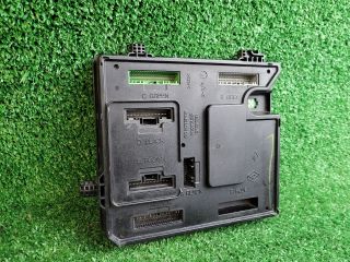 bontott RENAULT MEGANE III Biztosítéktábla Utastér