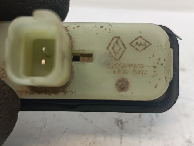 bontott RENAULT MEGANE III Csomagtér Nyitó Kar / Gomb