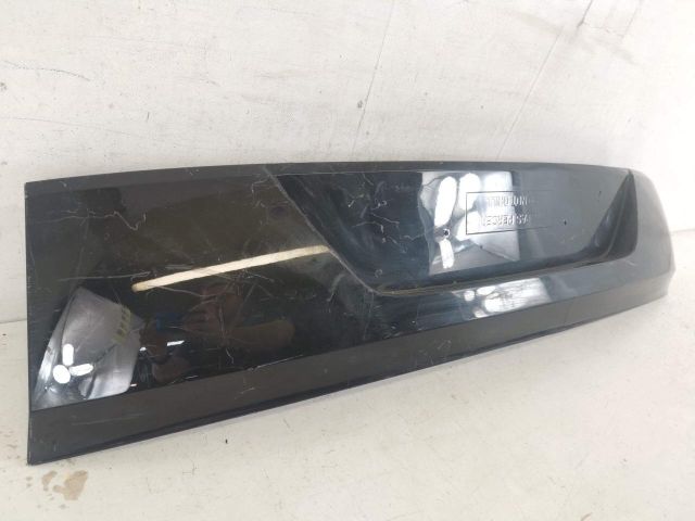 bontott RENAULT MEGANE III Csomagtérajtó Díszléc