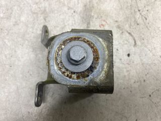 bontott RENAULT MEGANE III Csomagtérajtó Jobb Zsanér