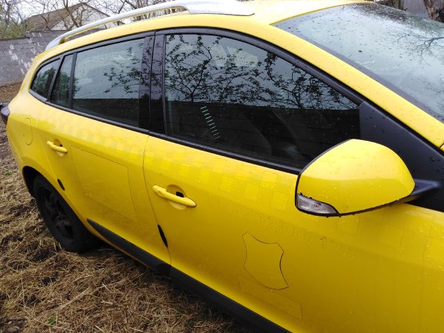 bontott RENAULT MEGANE III Csomagtérajtó Kapcsoló