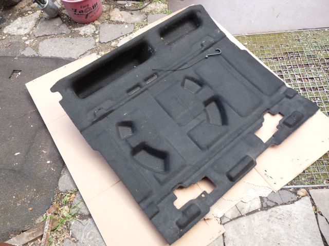 bontott RENAULT MEGANE III Csomagtérajtó Kárpit