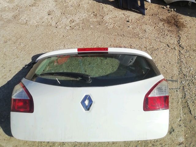 bontott RENAULT MEGANE III Csomagtérajtó (Üres lemez)