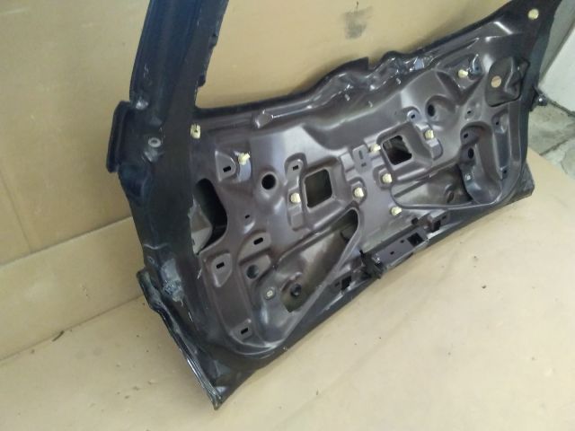 bontott RENAULT MEGANE III Csomagtérajtó (Üres lemez)