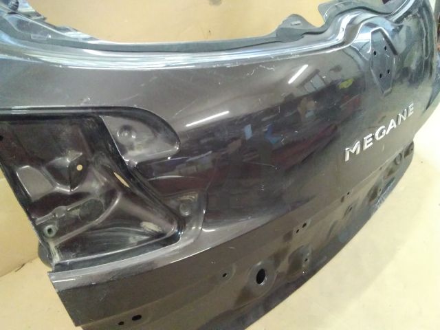 bontott RENAULT MEGANE III Csomagtérajtó (Üres lemez)