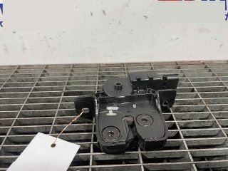 bontott RENAULT MEGANE III Csomagtérajtó Ütköző