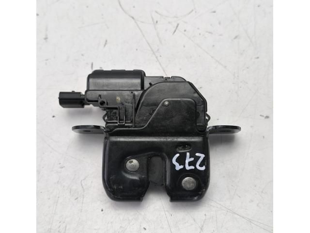 bontott RENAULT MEGANE III Csomagtérajtó Zárszerkezet