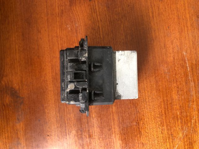 bontott RENAULT MEGANE III Előtét Ellenállás Fűtőmotor