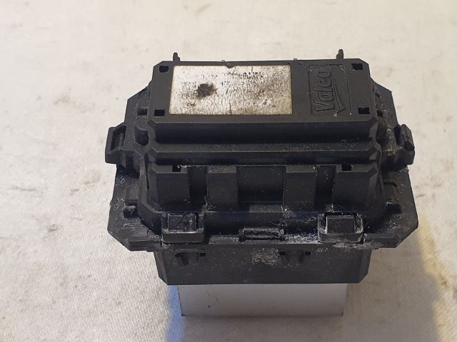 bontott RENAULT MEGANE III Előtét Ellenállás Fűtőmotor