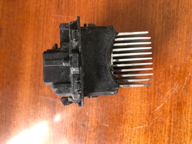 bontott RENAULT MEGANE III Előtét Ellenállás Fűtőmotor