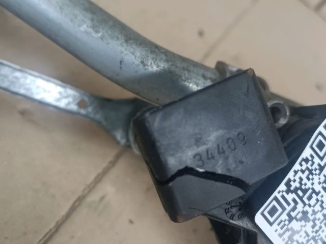 bontott RENAULT MEGANE III Első Ablaktörlő Szerkezet Motorral