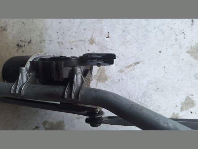 bontott RENAULT MEGANE III Első Ablaktörlő Szerkezet Motorral