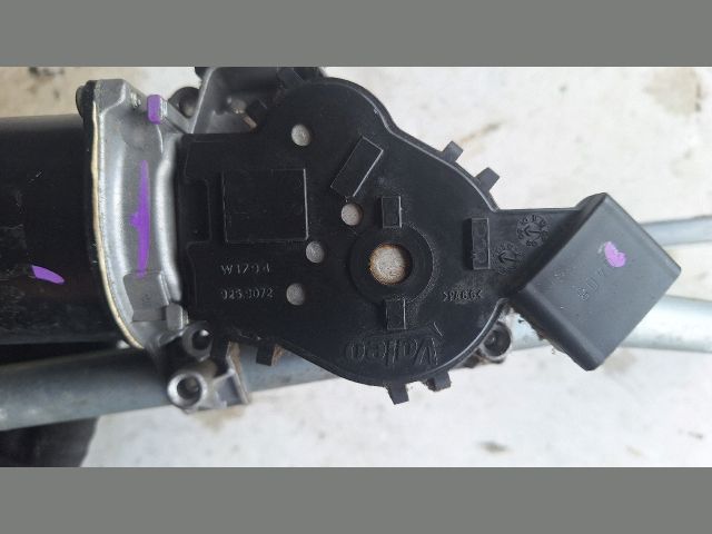 bontott RENAULT MEGANE III Első Ablaktörlő Szerkezet Motorral