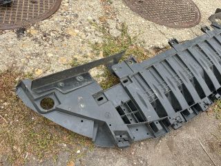 bontott RENAULT MEGANE III Első Lökhárító Alsó (Műanyag)