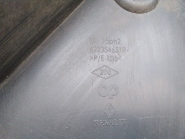 bontott RENAULT MEGANE III Első Lökhárító Alsó (Műanyag)