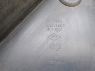 bontott RENAULT MEGANE III Első Lökhárító Alsó (Műanyag)